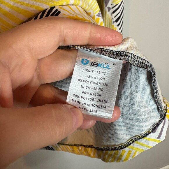 IKBUL yellow black and white patterned half zip vented golf top - Picture 5 of 6